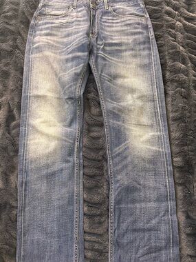 Levi's Light Wash Slim Straight Jeans